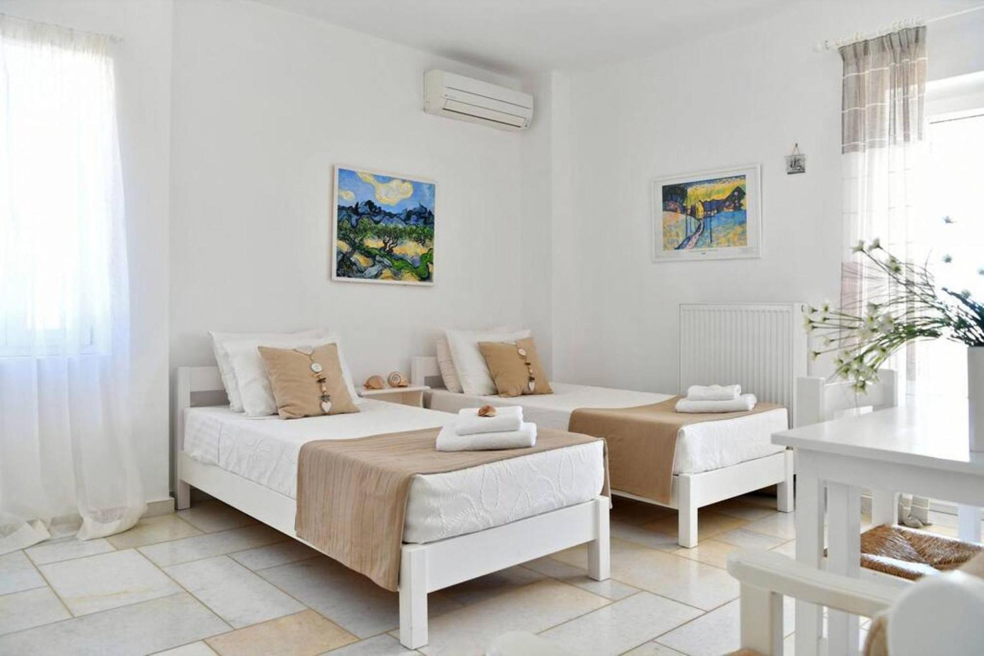 Villa Dionysos In Aliki Exteriör bild