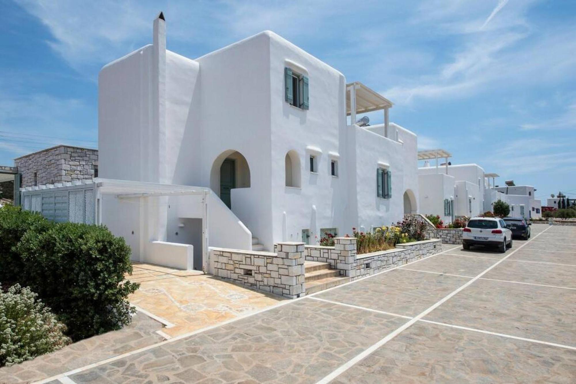 Villa Dionysos In Aliki Exteriör bild