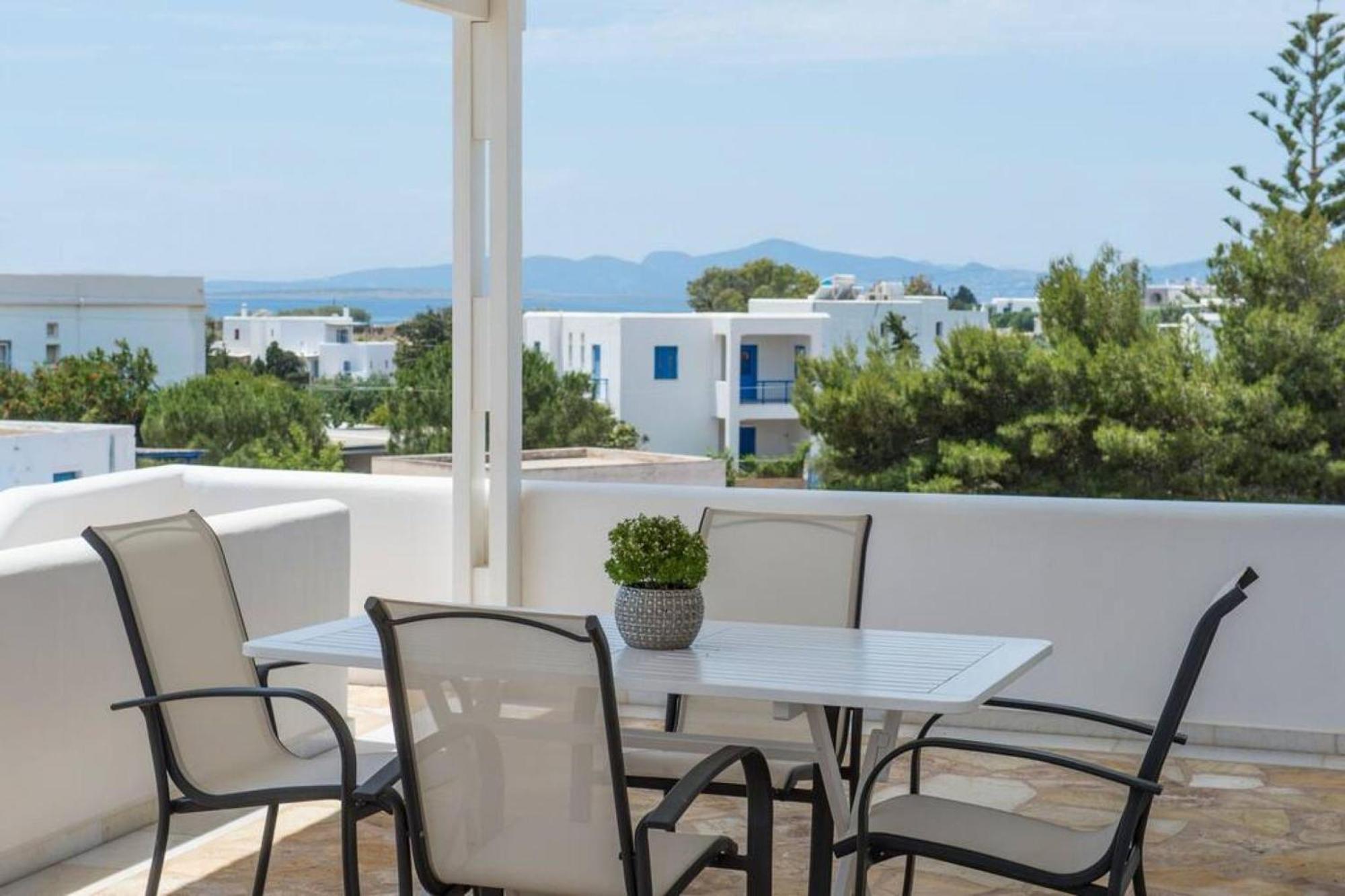 Villa Dionysos In Aliki Exteriör bild